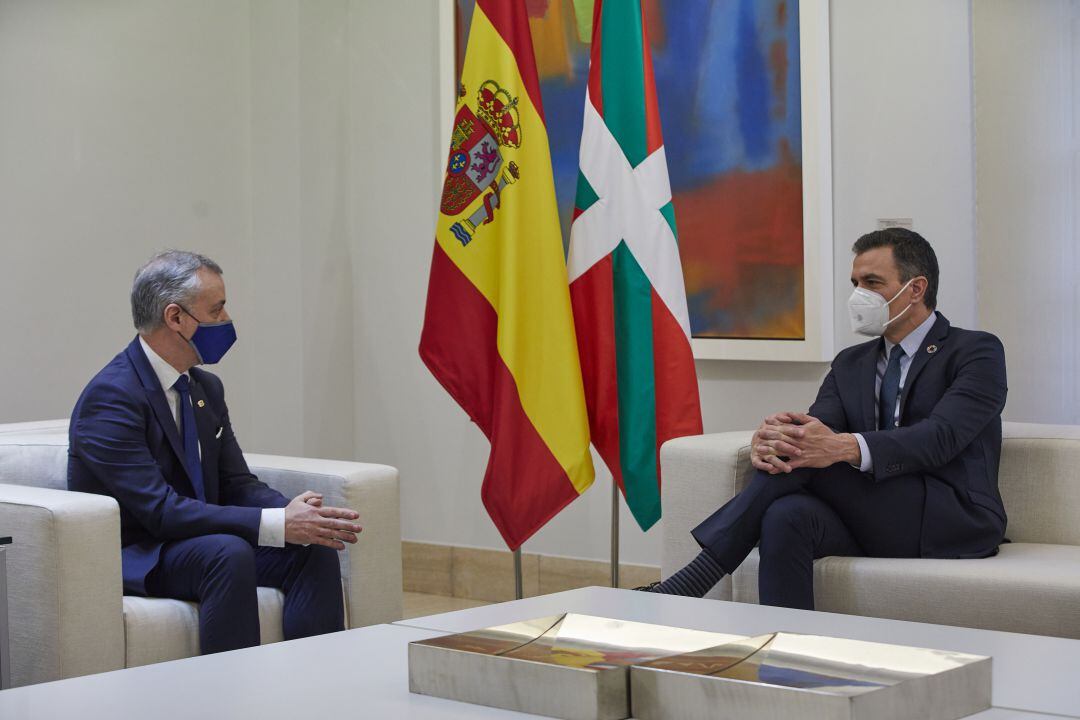 Urkullu con el presidente del Gobierno, Pedro Sánchz , en una imagen de archivo