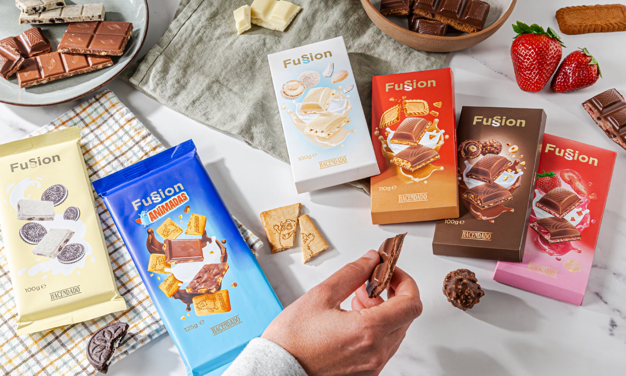 Mercadona innova al fusionar el chocolate con leche con sus galletas animadas.