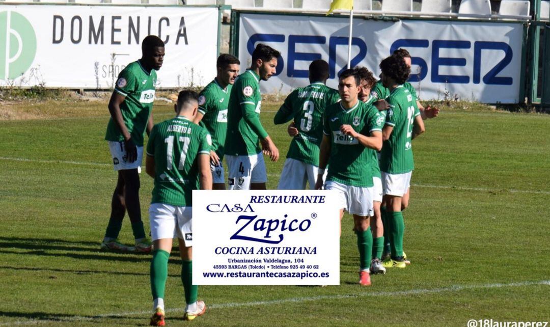 Jugadores del Toledo festejan uno de los goles de este sábado 