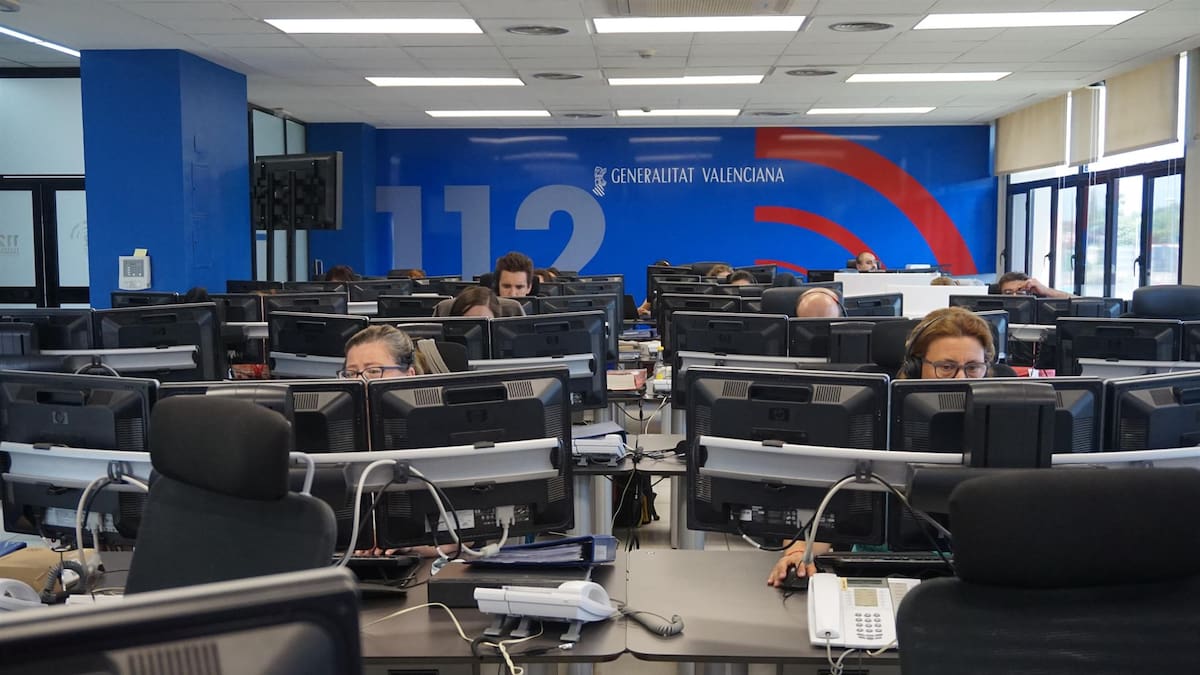 Los gestores de llamadas del 112 reclaman un convenio propio y la internalización del servicio