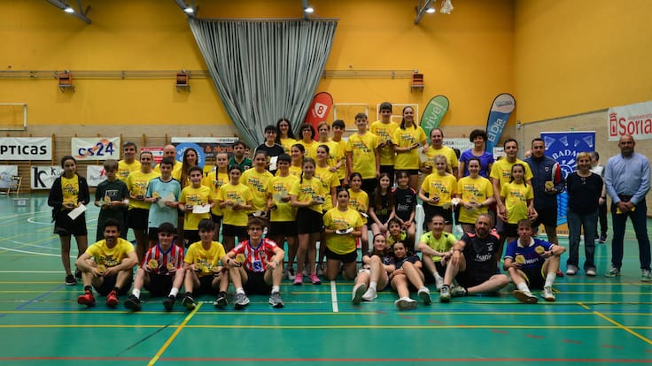 Resultados Deportes Soria Finde 27 mayo - 158 volantistas disfrutan del XXI Torneo Popular de Bádminton de Soria