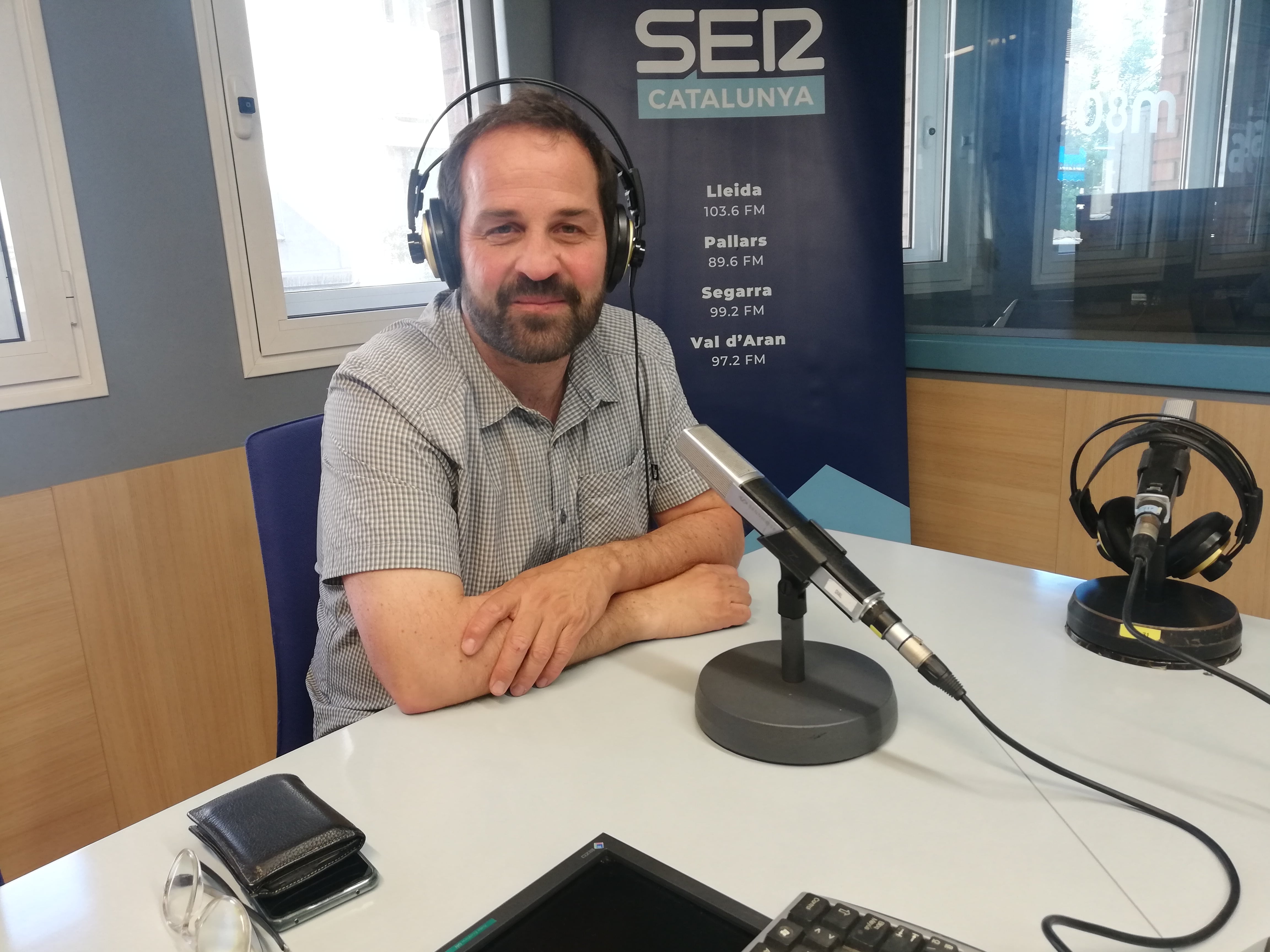 Pepo Foz durant l'entrevista a l'Aquí Lleida de Ràdio Lleida.