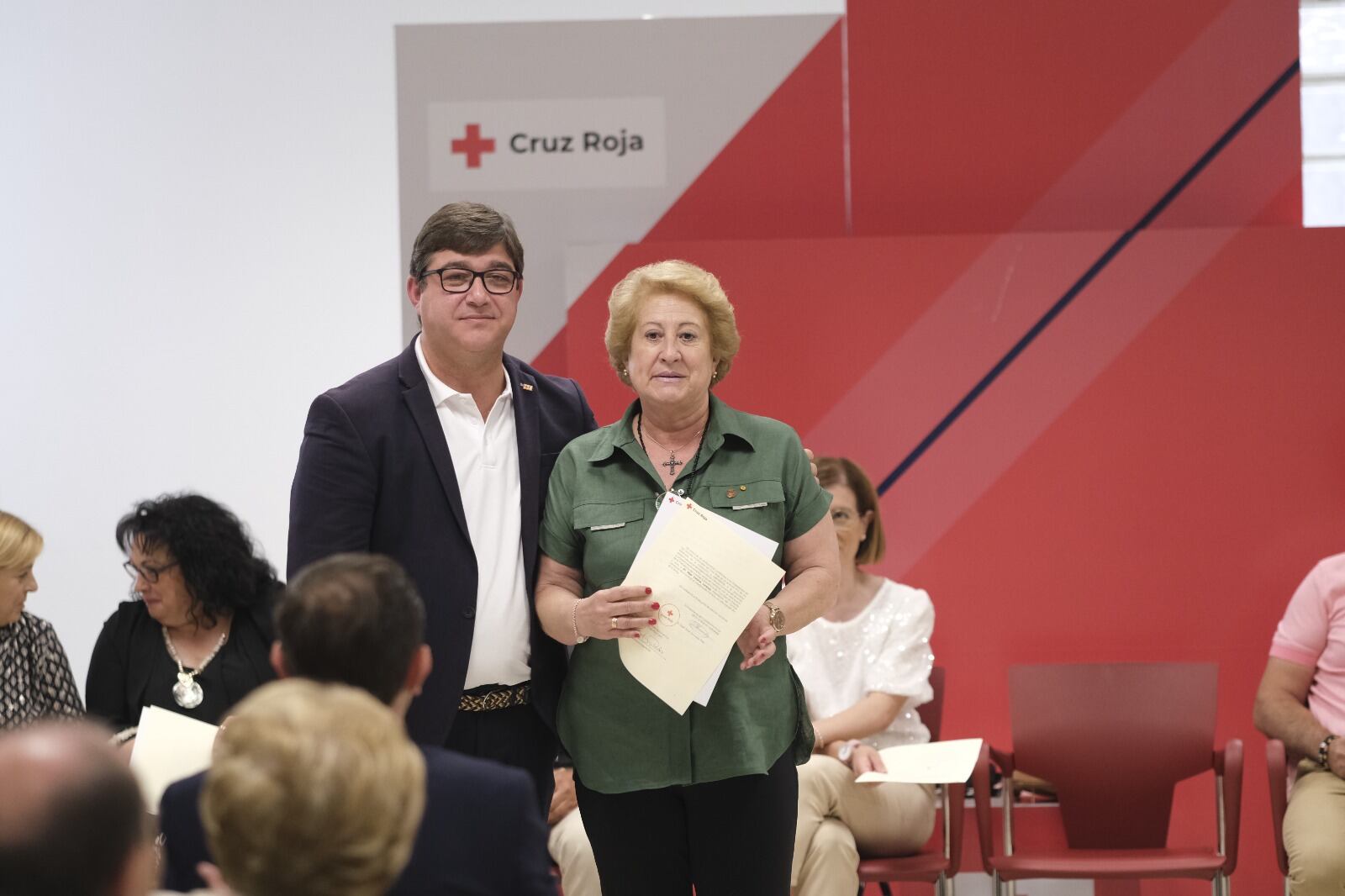 Juan José Zancada y Pilar Corona en la toma de posesión como presidenta de Cruz Roja en Medina