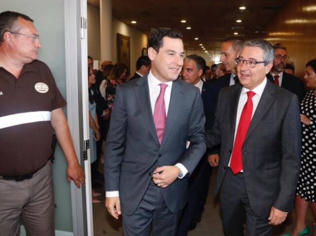 Juanma Moreno y Francisco Salado en Málaga