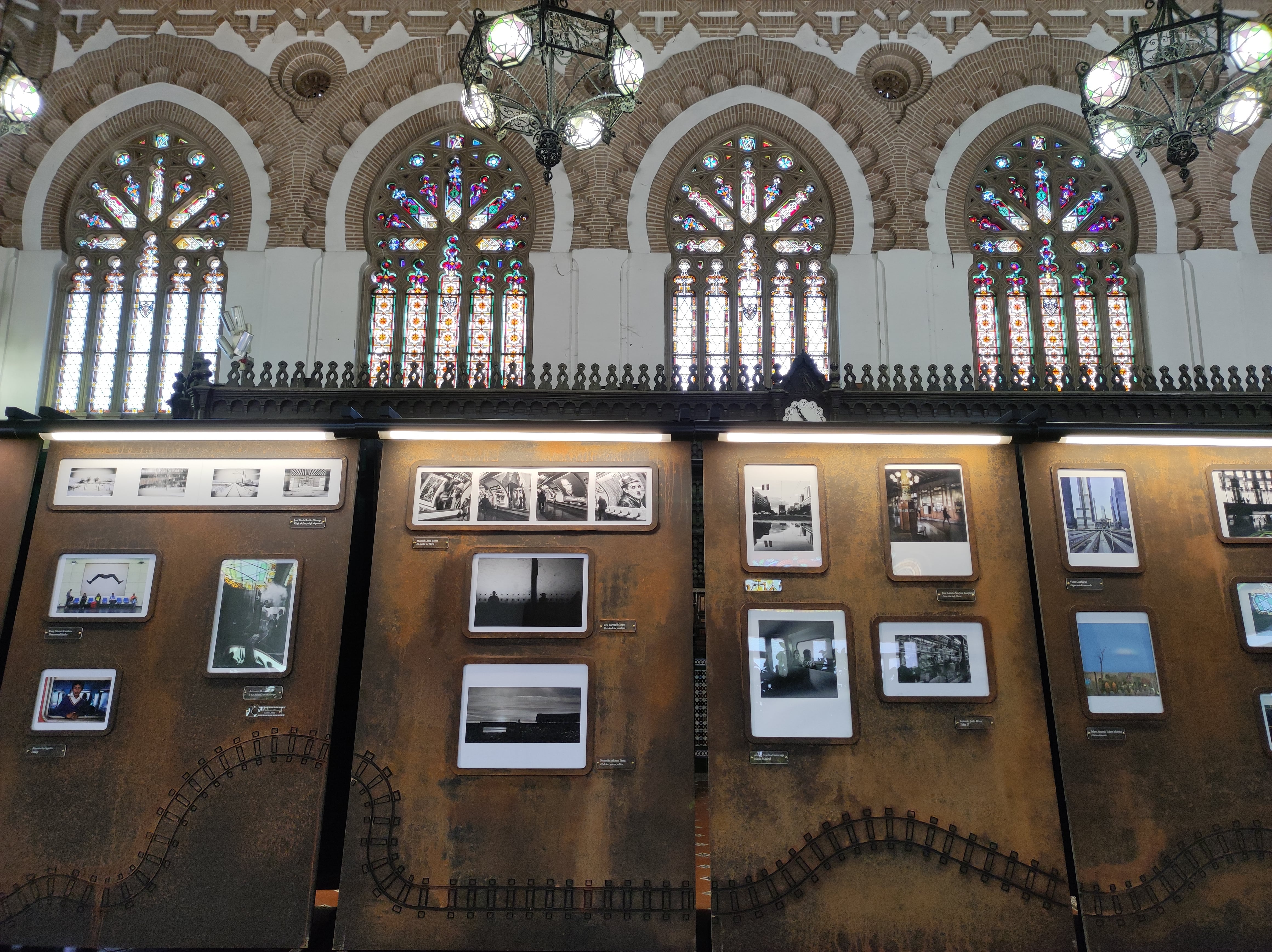 Las fotos premiadas de las 30 edición del certamen se pueden ver en el interior de la propia estación de tren