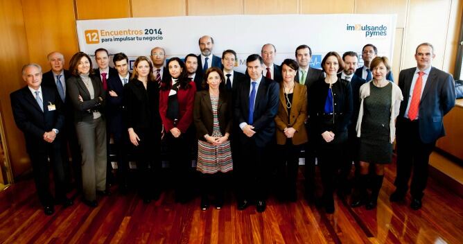 Javier García Atance, Presidente de ATISAE, Juan Cano, Director General de ATISAE, Begoña Cristeto, Consejera Delegada de Enisa, Sixto Rodrigo, Director de Área de Empresas de Deutsche Bank, Jose Manuél López, Responsable de Pymes&Partners de Europcar, Mercedes Pascual, Commercial Manager B2B de Nespresso, Jose Miguel García Aguilar, Director de Pymes de ONO, Isabel Colomina, Directora de Marketing y Comunicación de Cesce, Diego Cabezudo, CEO de Gigas, Iñigo Manso, CEO de Impulsando Pymes, Marina Boter, CMO Microsoft, Oscar Martín, Director General de Ecoembes, Manuel Valle, Director General de Industra y de la PYME del MINETUR, Jesús Sánchez Lladó, responsable de la Unidad de e-Commerce y paquetería de Correos, Ana Santiago, Directora de Impulsando Pymes, Juan Fernández Aceytuno, Director General de ST Sociedad de Tasación, Raquel Larena, Directora de Marketing y Comunicación de Randstad, Carlos Gómez Acebo, Director Negocio de Empresas de Sanitas, Remigio Abad, Director de Marketing de Empresas de Endesa, Maria Jesús Solaún, Directora de Marketing de JCDecaux y Javier Mérida, Director Comercial de España de la Cadena SER.