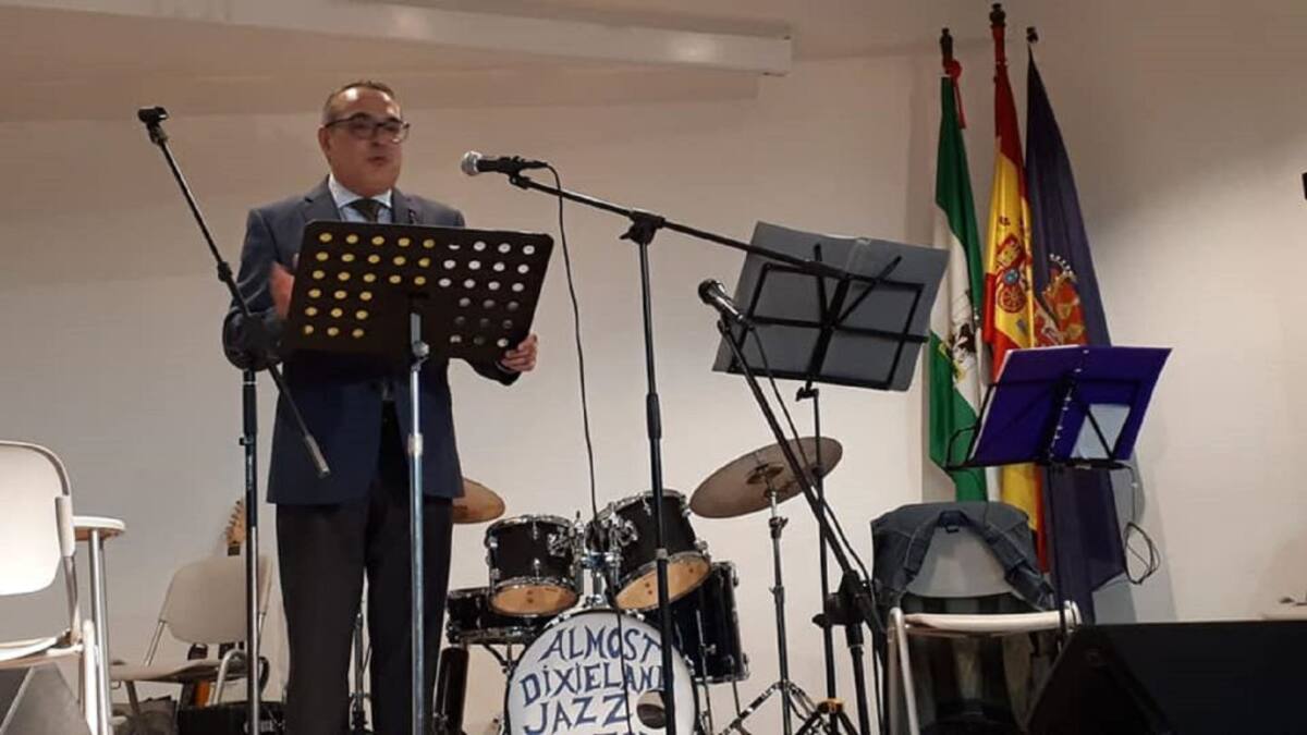 Ildefonso Alcalá pronuncia el Pregón del Mayo Cordobés