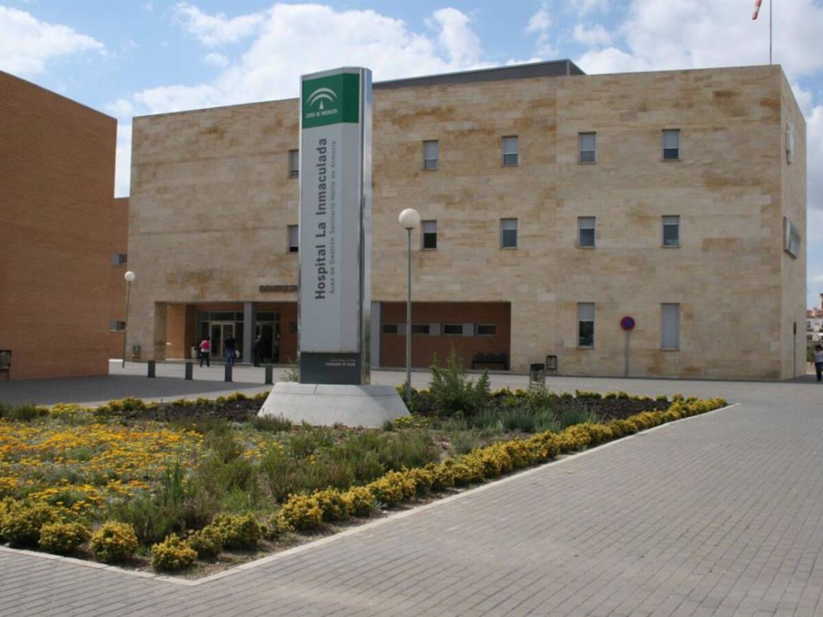 23 afectados ya por el brote en el hospital La Inmaculada: el origen pudo ser una visita