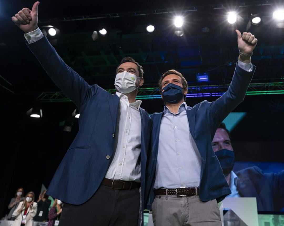 Juan Manuel Moreno y Pablo Casado en Granada, en la clausura del XVI Congreso del PP de Andalucía