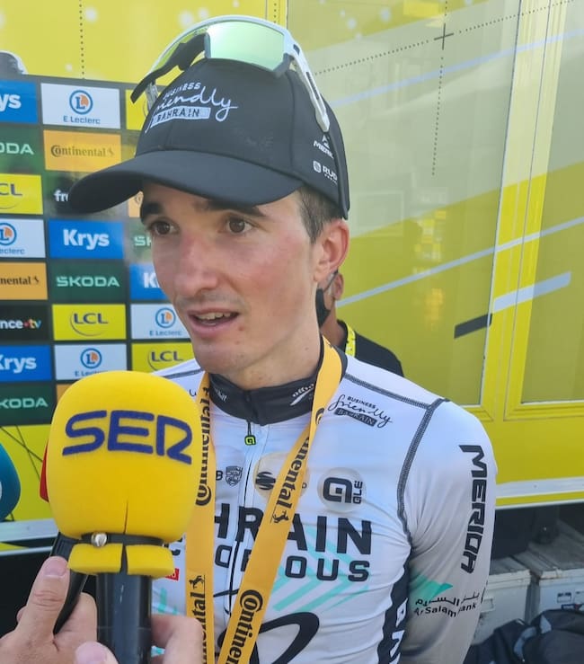 Pello Bilbao en el micrófono de la SER tras ganar la décima etapa del Tour de Francia