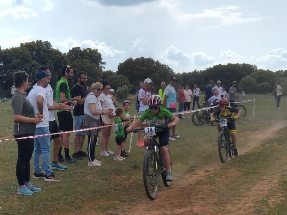 Alerre se consolida como el epicentro del ciclismo base con un exitoso VI Trofeo de Escuelas BTT