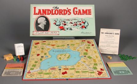 Imágen del juego de los terratenientes, precursor del Monopoly.