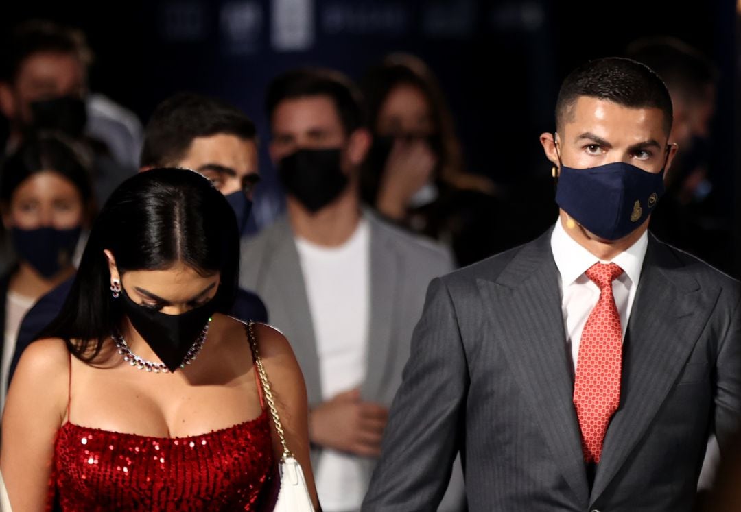 Cristiano Ronaldo y Georgina, en la gala Globe Soccer Awards.