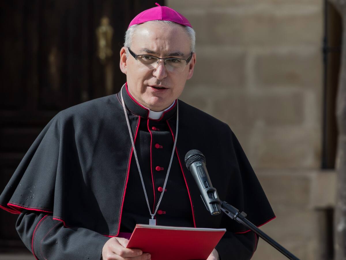 Entrevista a Monseñor Sebastián Chico tras su paso por Úbeda