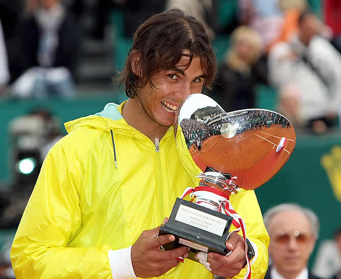 Rafa Nadal posa su quinto torneo de Montecarlo consecutivo