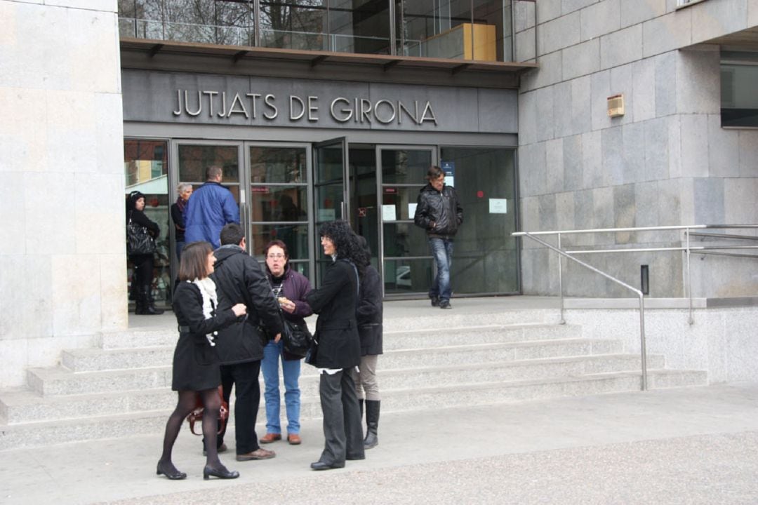 Façana dels jutjats de Girona