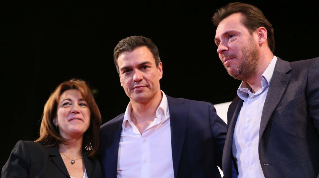 Imagen de archivo de la diputada socialista Soraya Rodríguez, junto al presidente del Gobierno y el alcalde de Valladolid