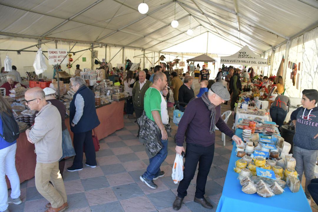 Hasta 20 stands se instalaron en el municipio serrano