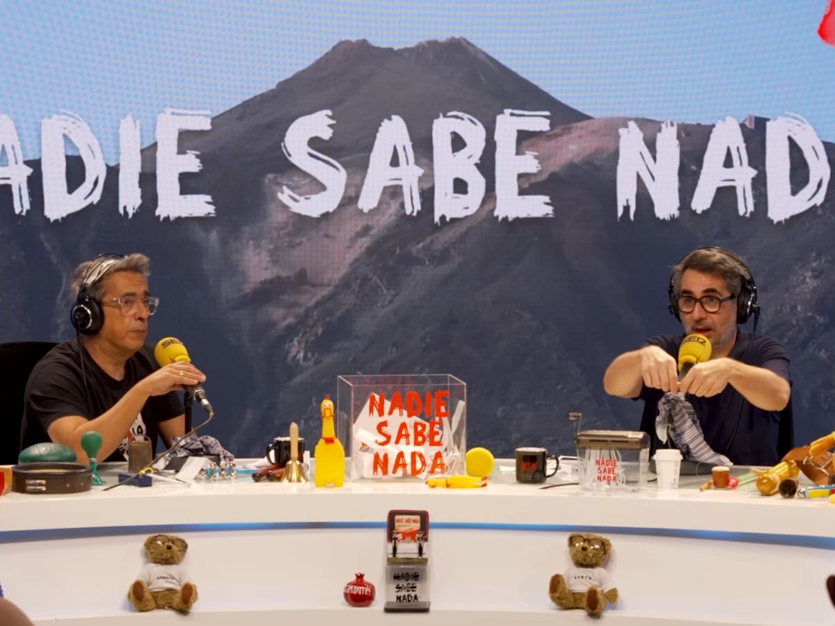 El barril de Brent es cosa del pasado: Berto y Buenafuente apuestan por los ataúdes de petróleo