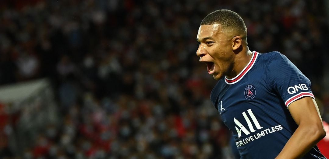 Kylian Mbappé, durante un partido con el PSG