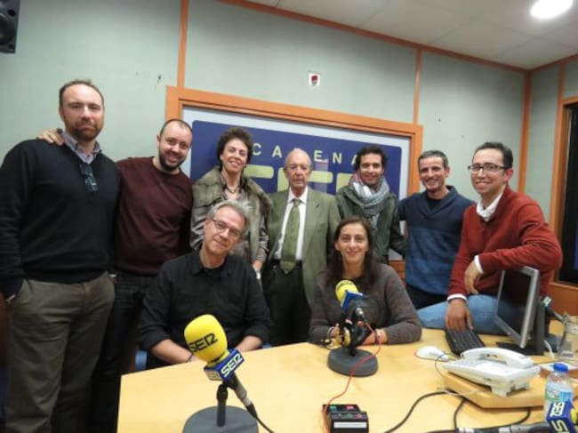 Parte del equipo de Radio Córdoba junto a Rafael López Cansinos.