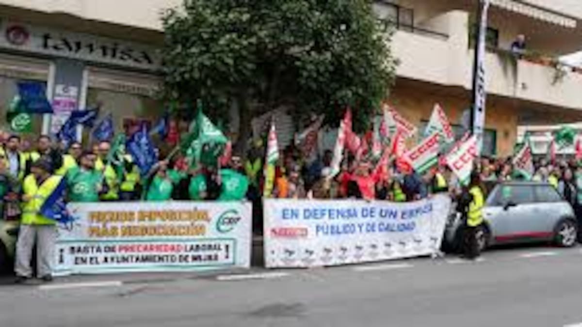 Los trabajadores municipales de Mijas convocan una jornada de huelga para exigir un nuevo convenio laboral