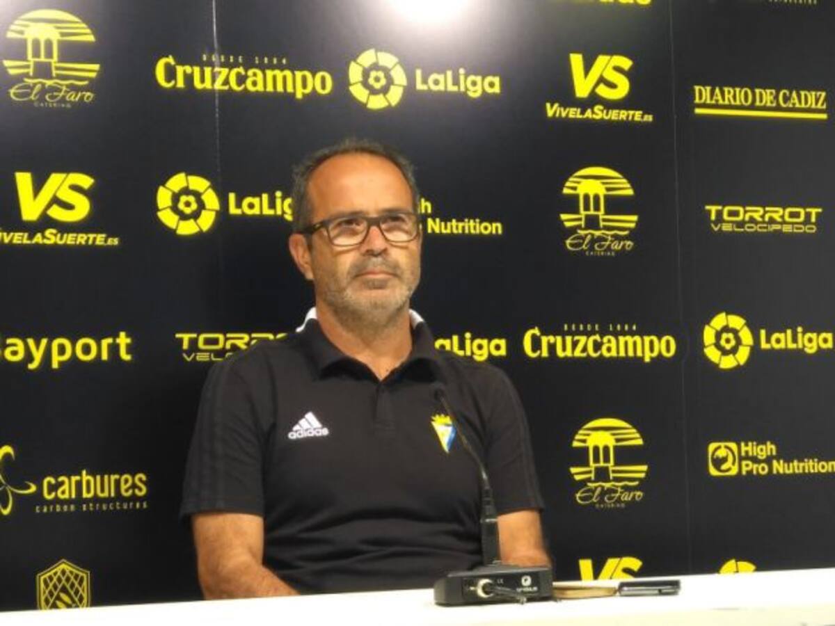 Cervera: "A unos les gusta más tener la pelota y a otros nos gusta más el control"