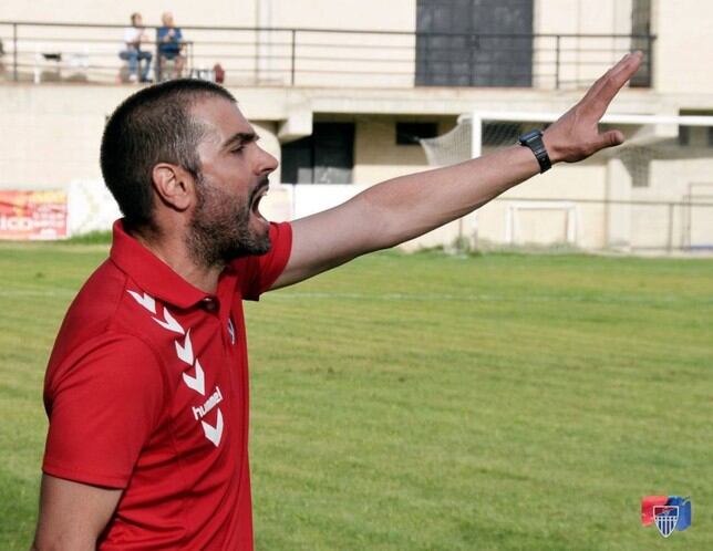 Ramsés Gil en su etapa de segundo entrenador de la Gimnástica Segoviana