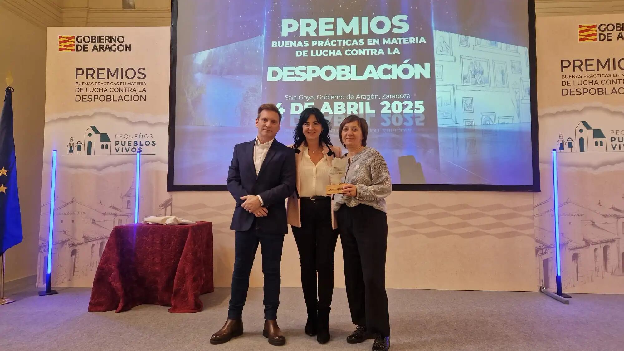 RED Onsella recibe el premio a las buenas prácticas en materia de lucha contra la despoblación en categoría de entidades locales