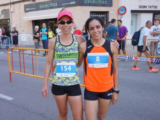 Candi García (I) con Wafila