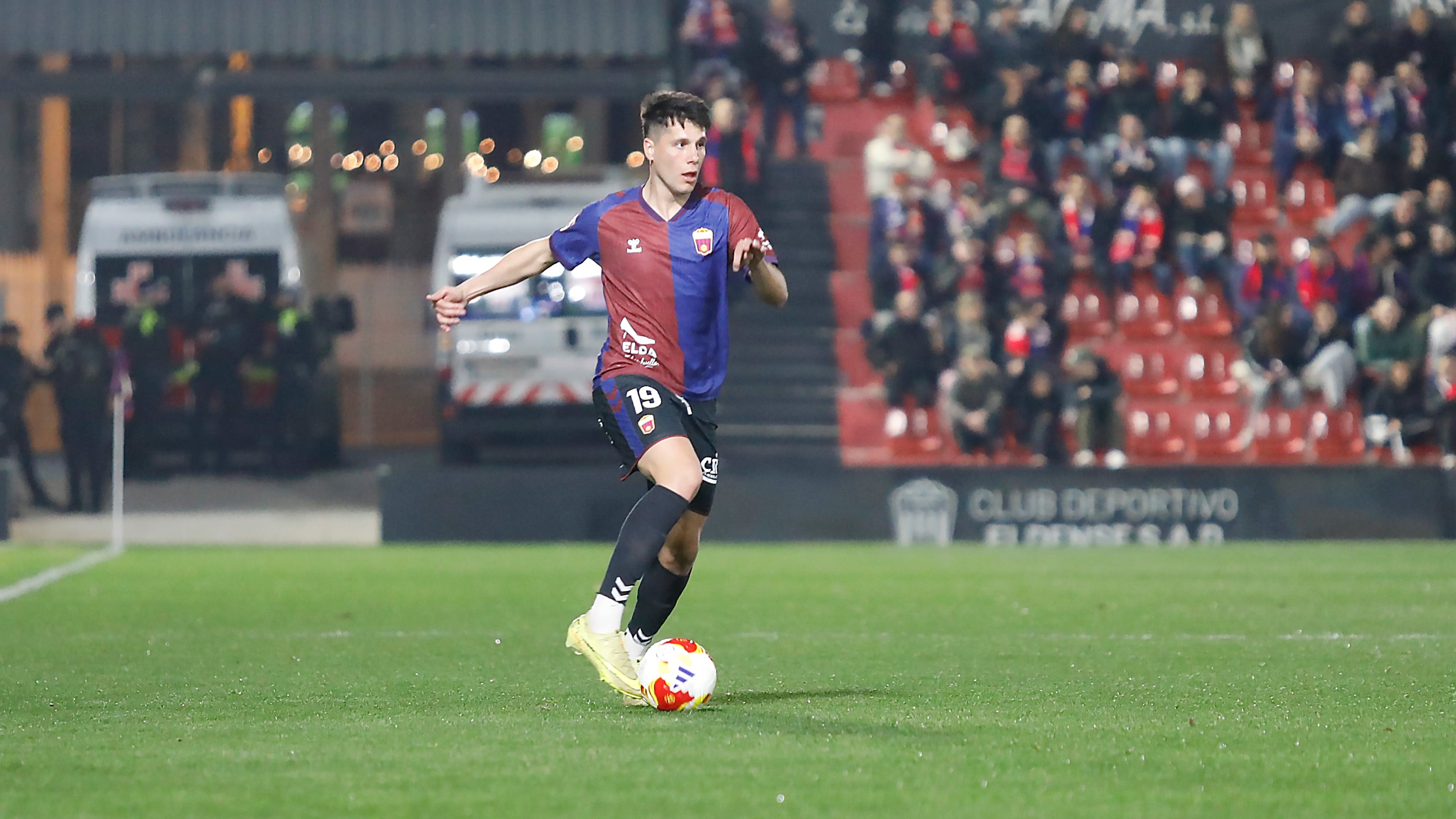 Alejandro Ibarrondo, futbolista del Eldense