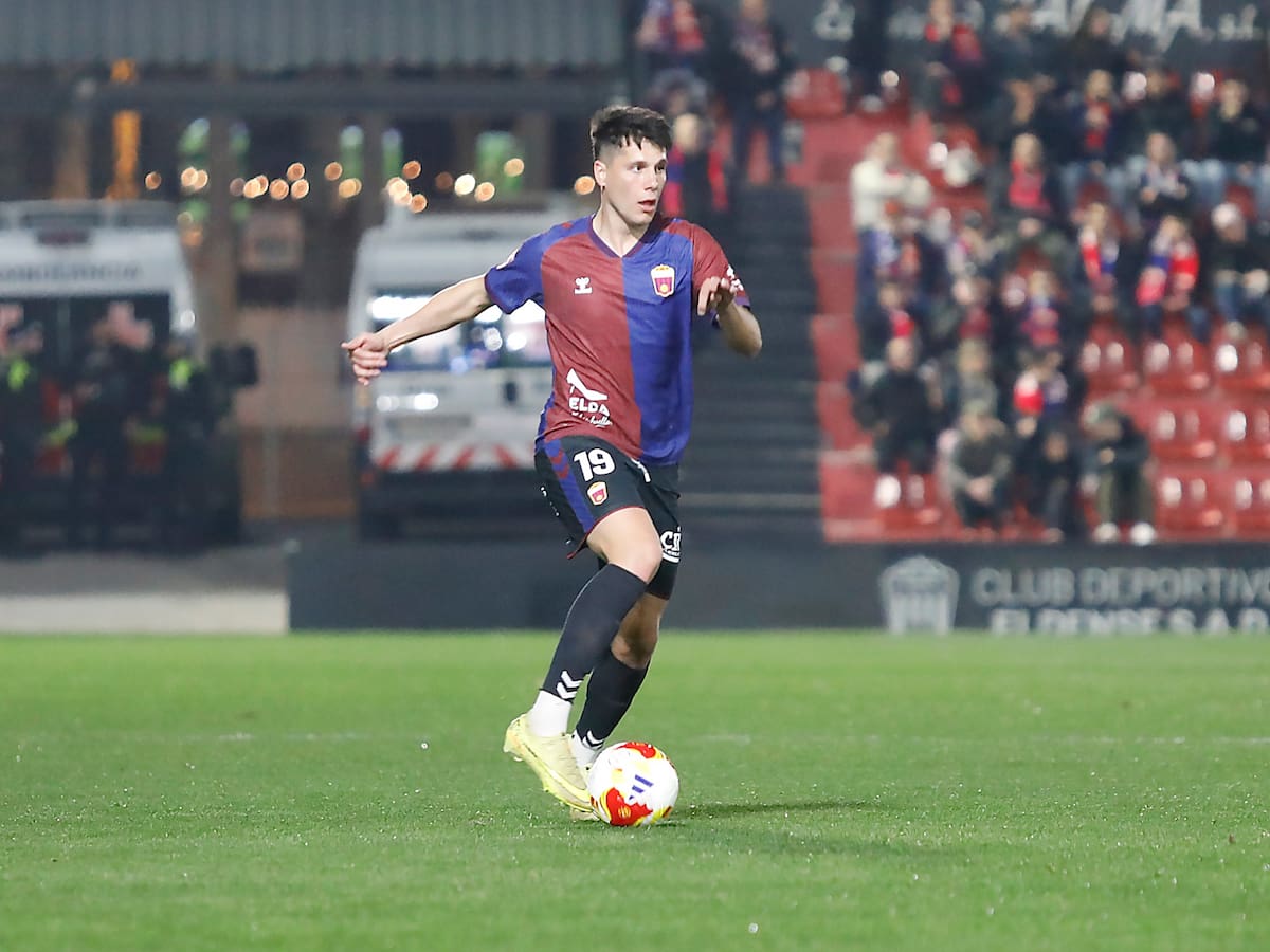 El Eldense visita al Villarreal B con escaso margen de error (Mi. 18.30 h)