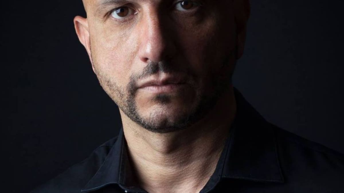 Jorge Carrión: "Amazon, Netflix cotizan en paraísos fiscales, no tiene que recibir nuestra solidaridad