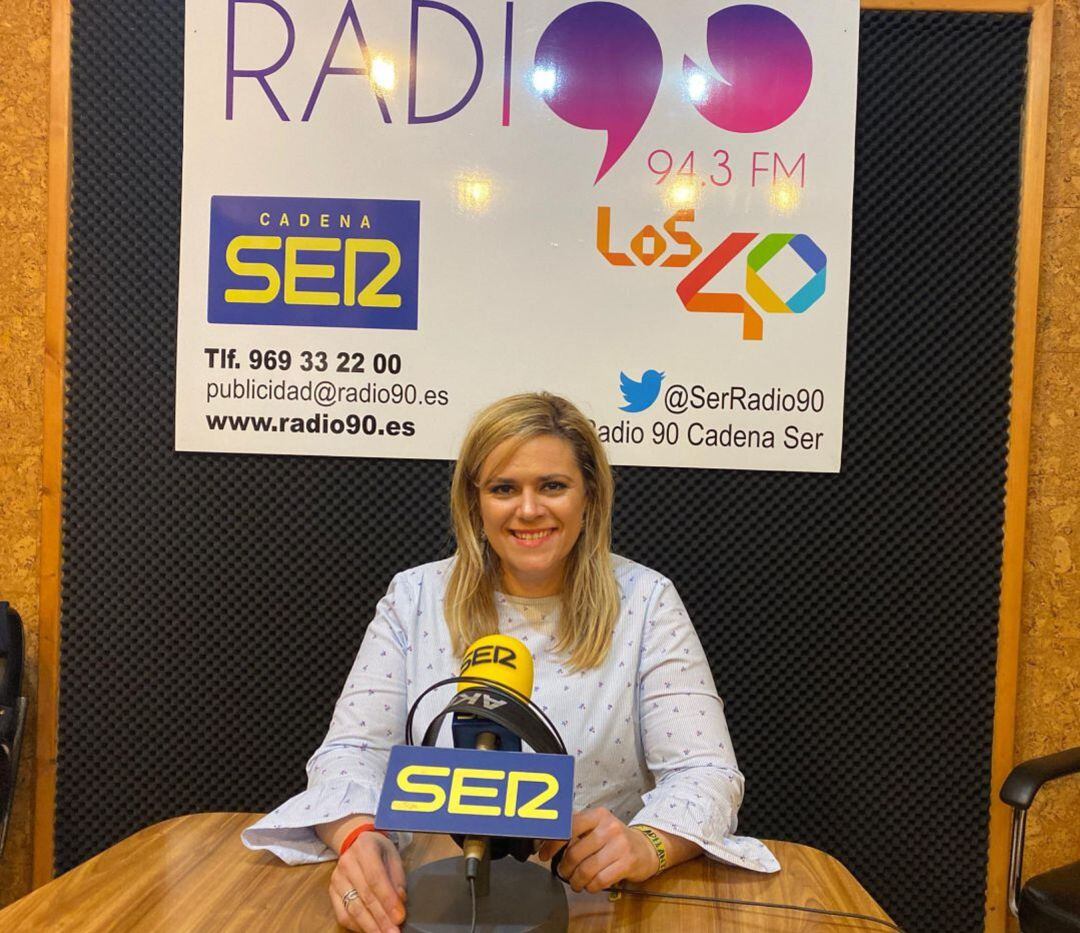 Imagen de archivo: María Ángeles Martínez en Radio 90 Cadena SER