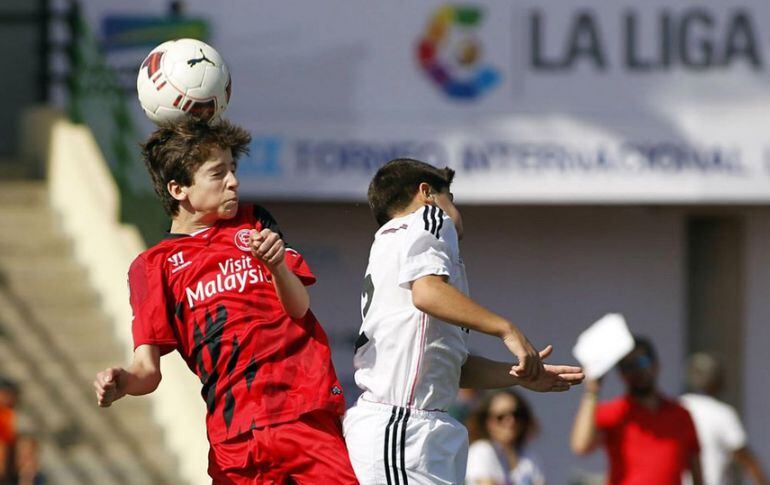 El Sevilla gana al Real Madrid (1-0)