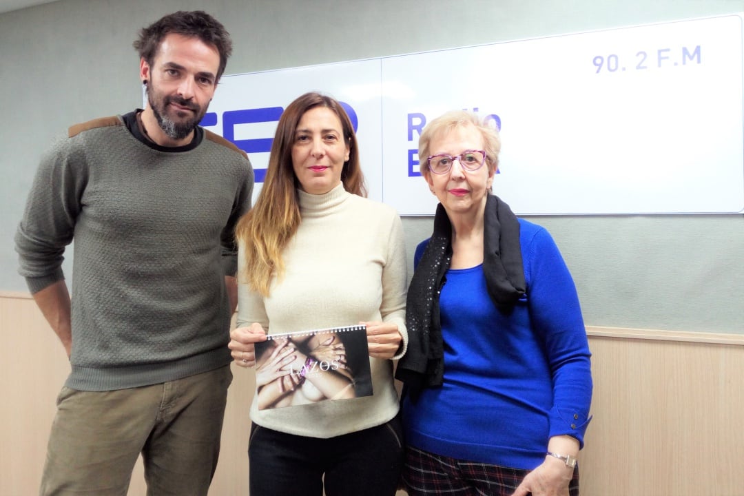 Raúl Barrero, Miriam Giménz y Lali en el estudio de Radio Elda