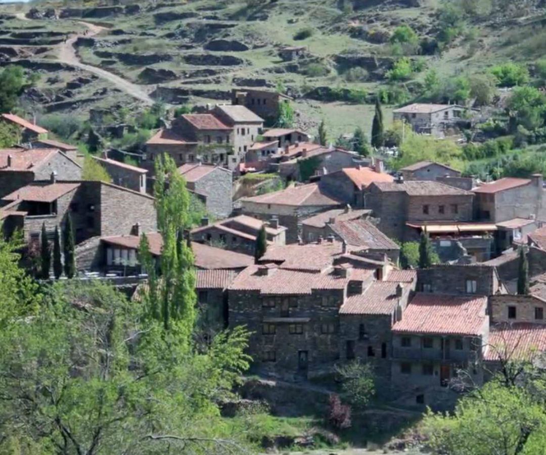 Patones mezcla lo histórico con la leyenda, en un paraje digno de ser recorrido