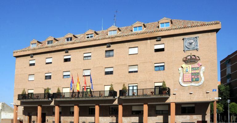 Fachada del ayuntamiento de Móstoles