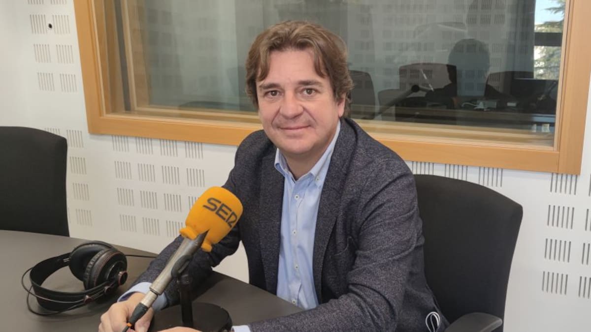 Javier Ayala, alcalde de Fuenlabrada: "hay un hartazgo de la ciudadanía por la gestión sanitaria"