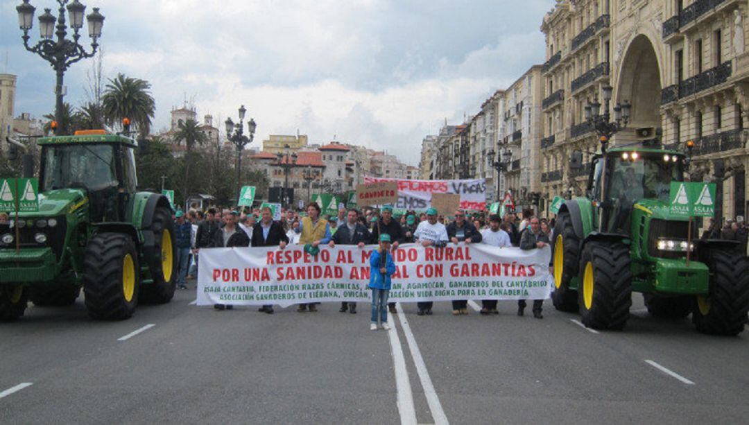 Manifestación del sector ganadero en Santander