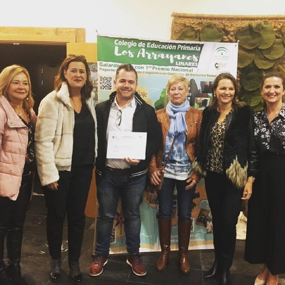 Visita de autoridades al CEIP Arayanes de Linares.