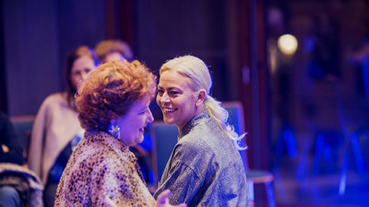 La función 'Locas. Cae la noche' abre un espacio de reparación en el Teatro Off (06/05/2025)