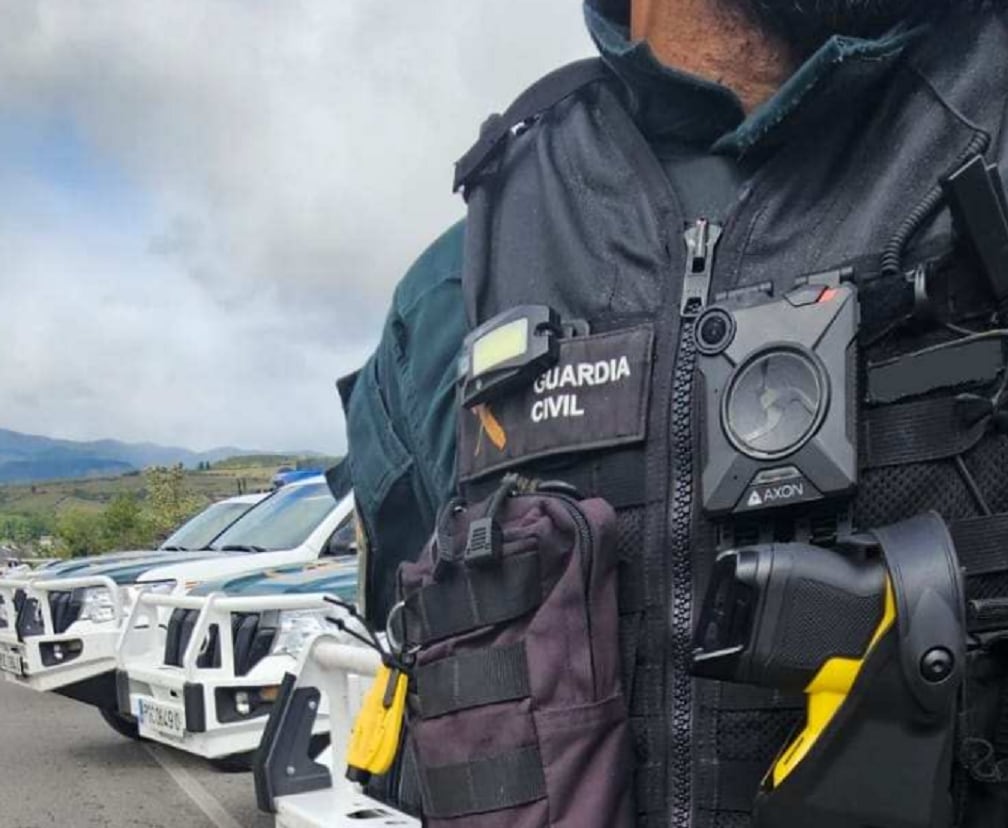 La Guardia Civil de Castilla y León comienza a utilizar las Pistolas Eléctricas Incapacitantes, TASER