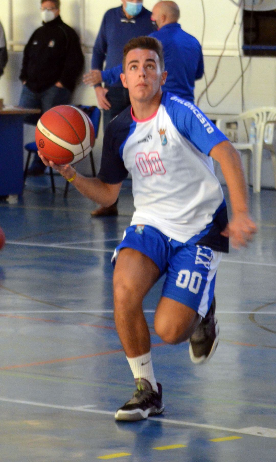 El Baloncesto XCD perdió en el Ruíz Mateos ante el Peñarroya