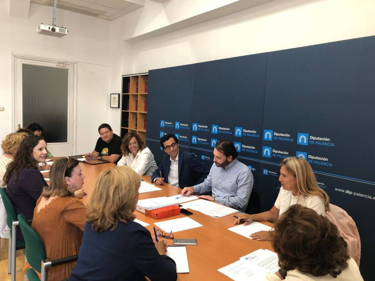 El Consejo Provincial de la Mujer se reúne con la intención de seguir avanzando en temas de igualdad social