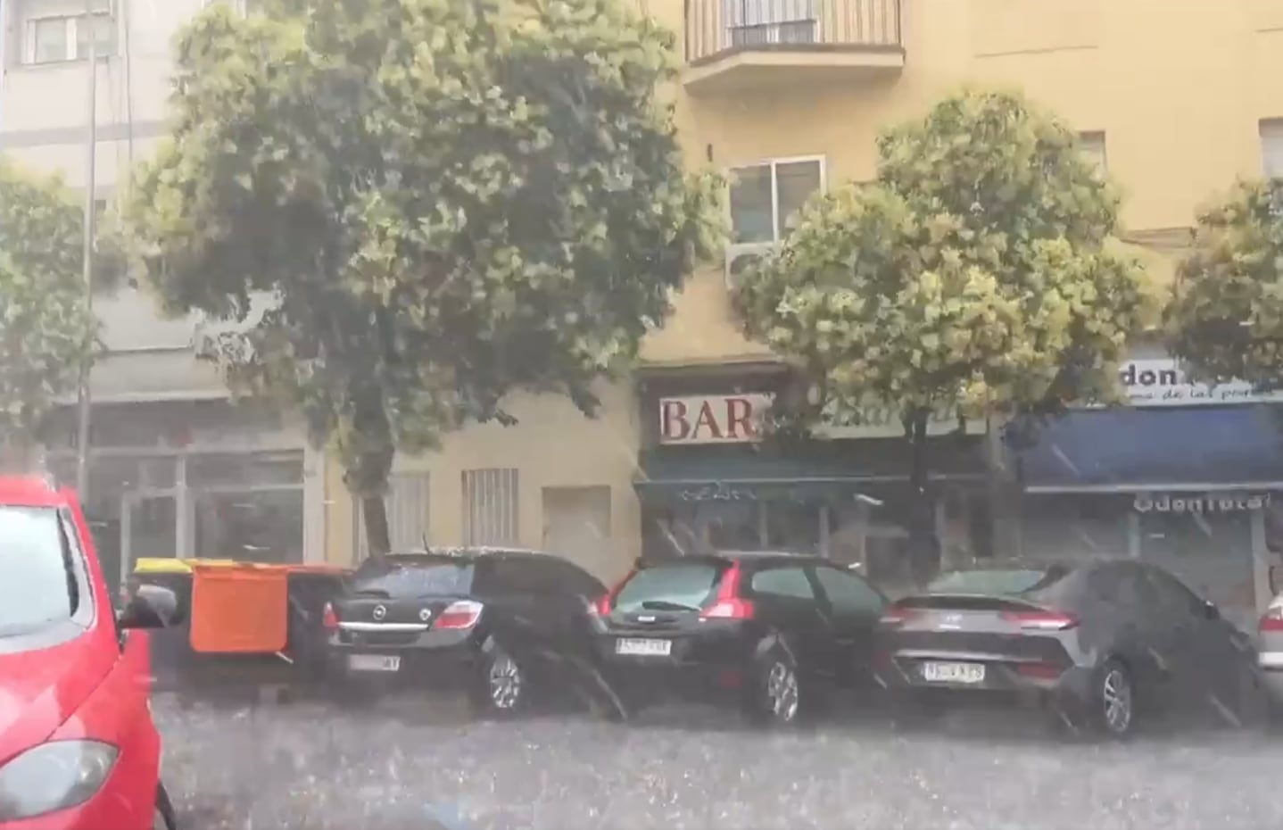 Captura de la granizada de esta tarde en Madrid.