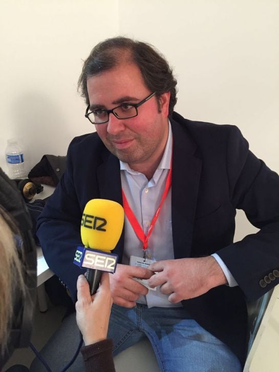 Alberto Casero en el set de la SER en Fitur