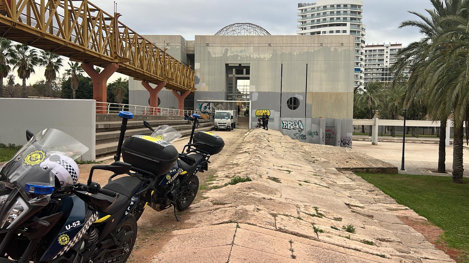 Operación policial en la Casa del Agua del Jardín del Turia de València