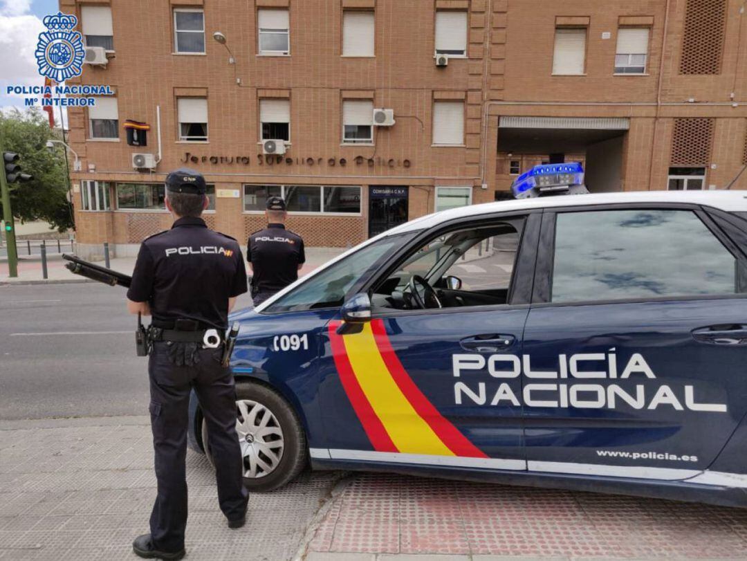 Una niña de Torrent recibe un disparo con una escopeta de perdigones en el balcón de su casa