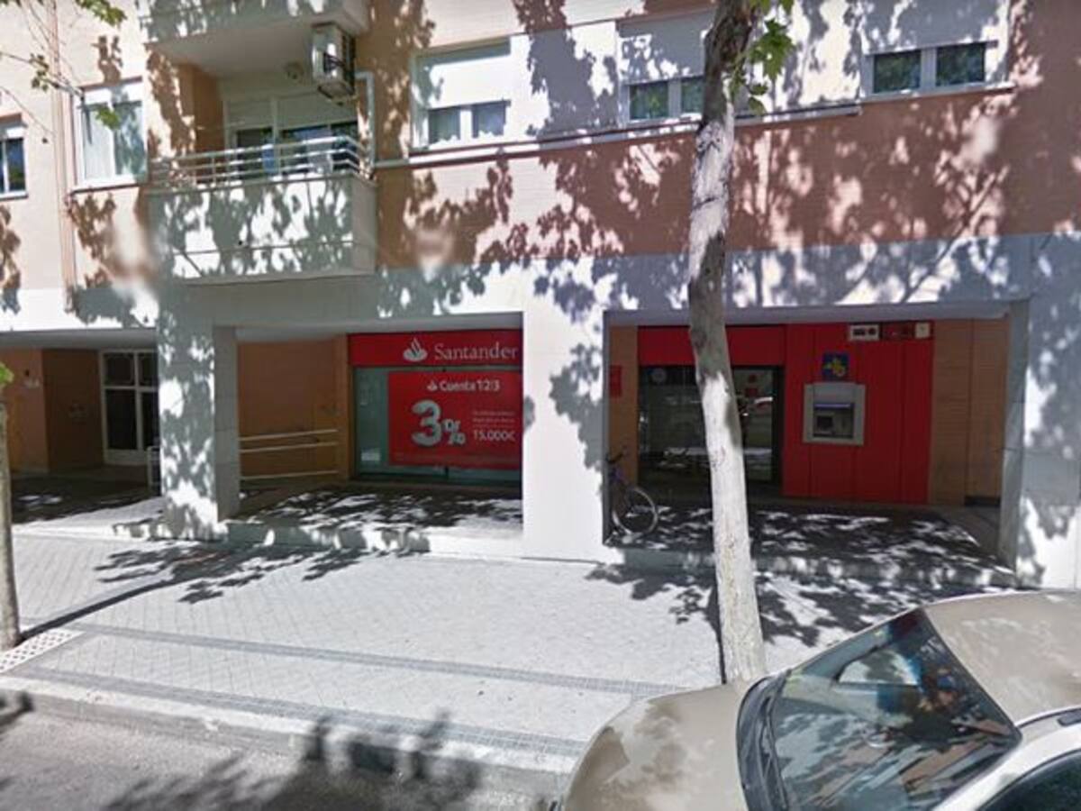 Explosivos para llevarse el cajero automático de un banco en Leganés